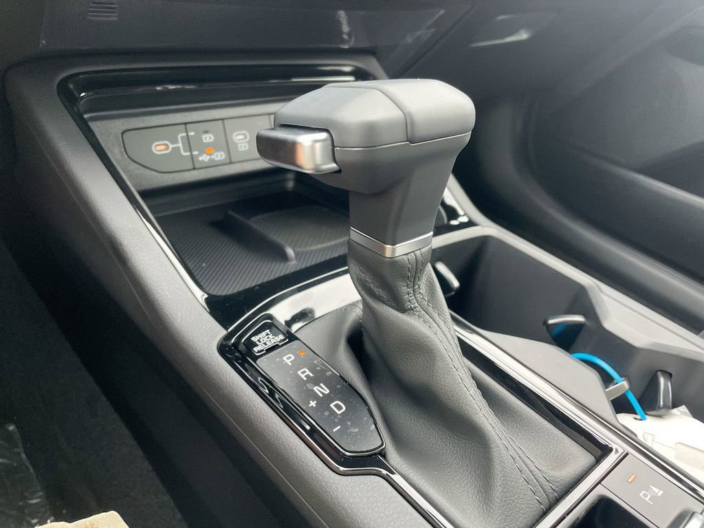 New 2025 Kia K5 EX image 44