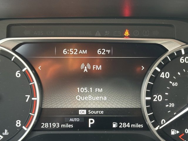 Used 2023 Nissan Rogue SV image 40