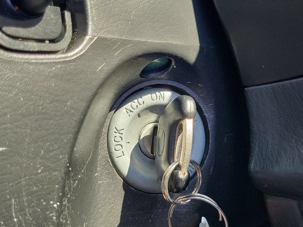 Used 2003 MAZDA Protege5 FWD image 8