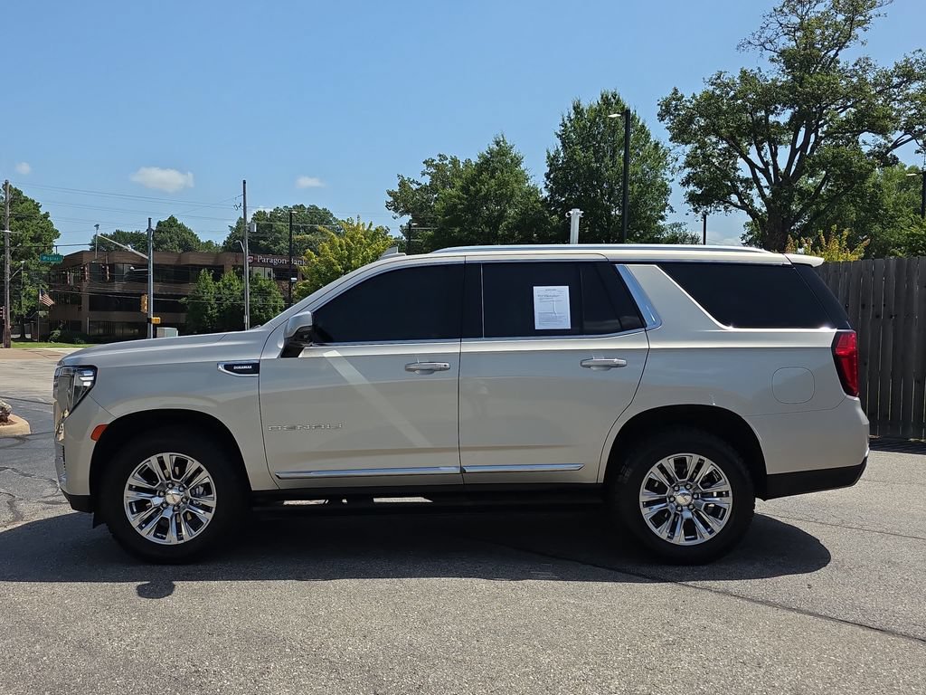 Used 2023 GMC Yukon Denali RWD image 2