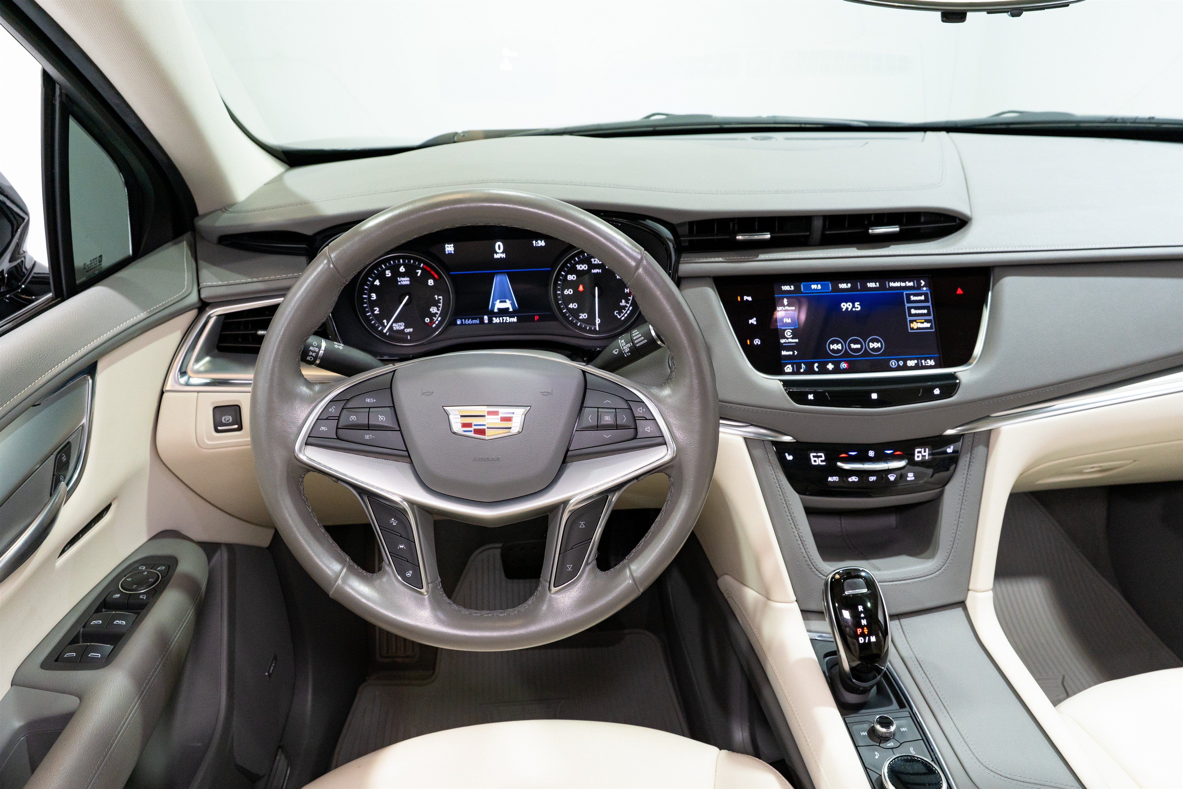 Used 2021 Cadillac XT5 Premium Luxury AWD/4WD image 11