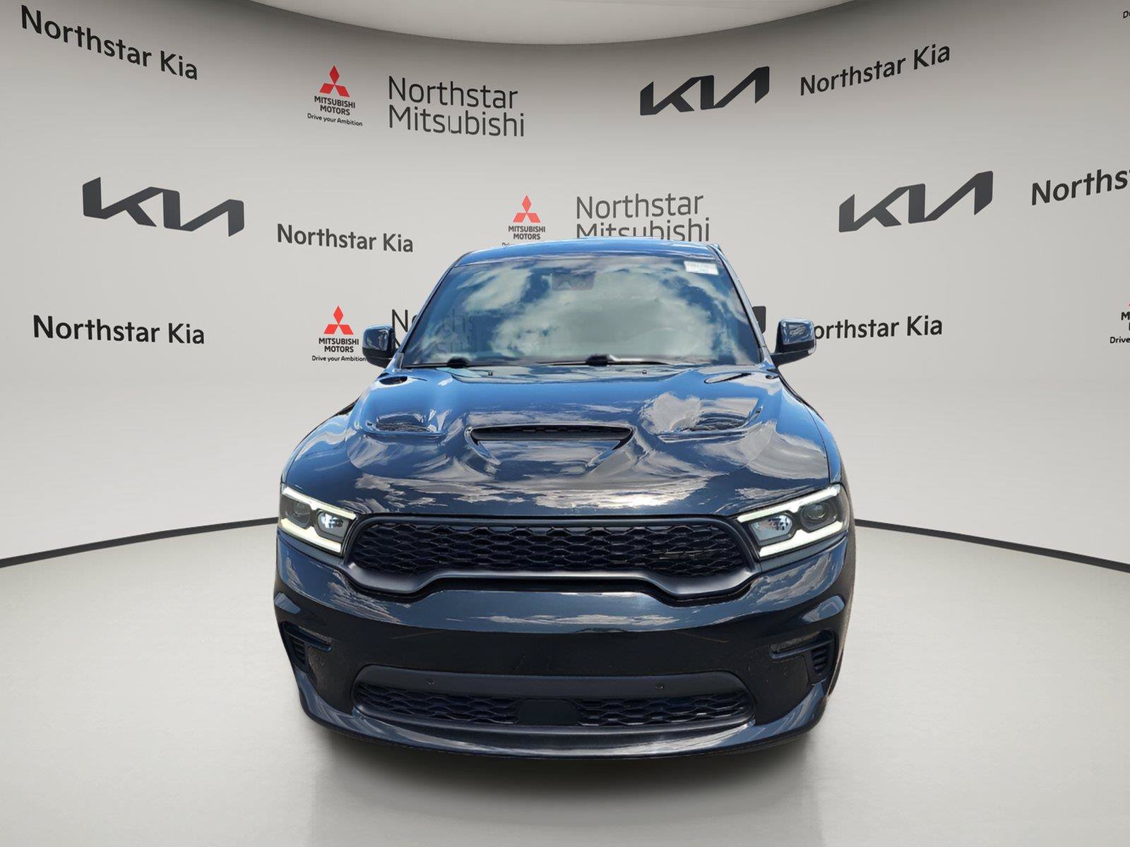 Used 2022 Dodge Durango SRT w/ Premium Interior Group AWD/4WD image 2