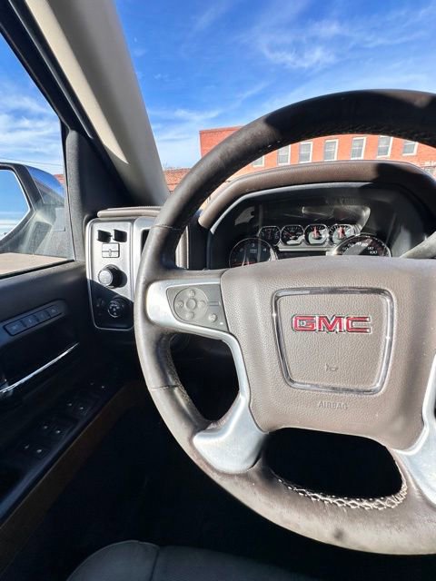 Used 2015 GMC Sierra 1500 SLT w/ SLT Crew Cab Value Package AWD/4WD image 17