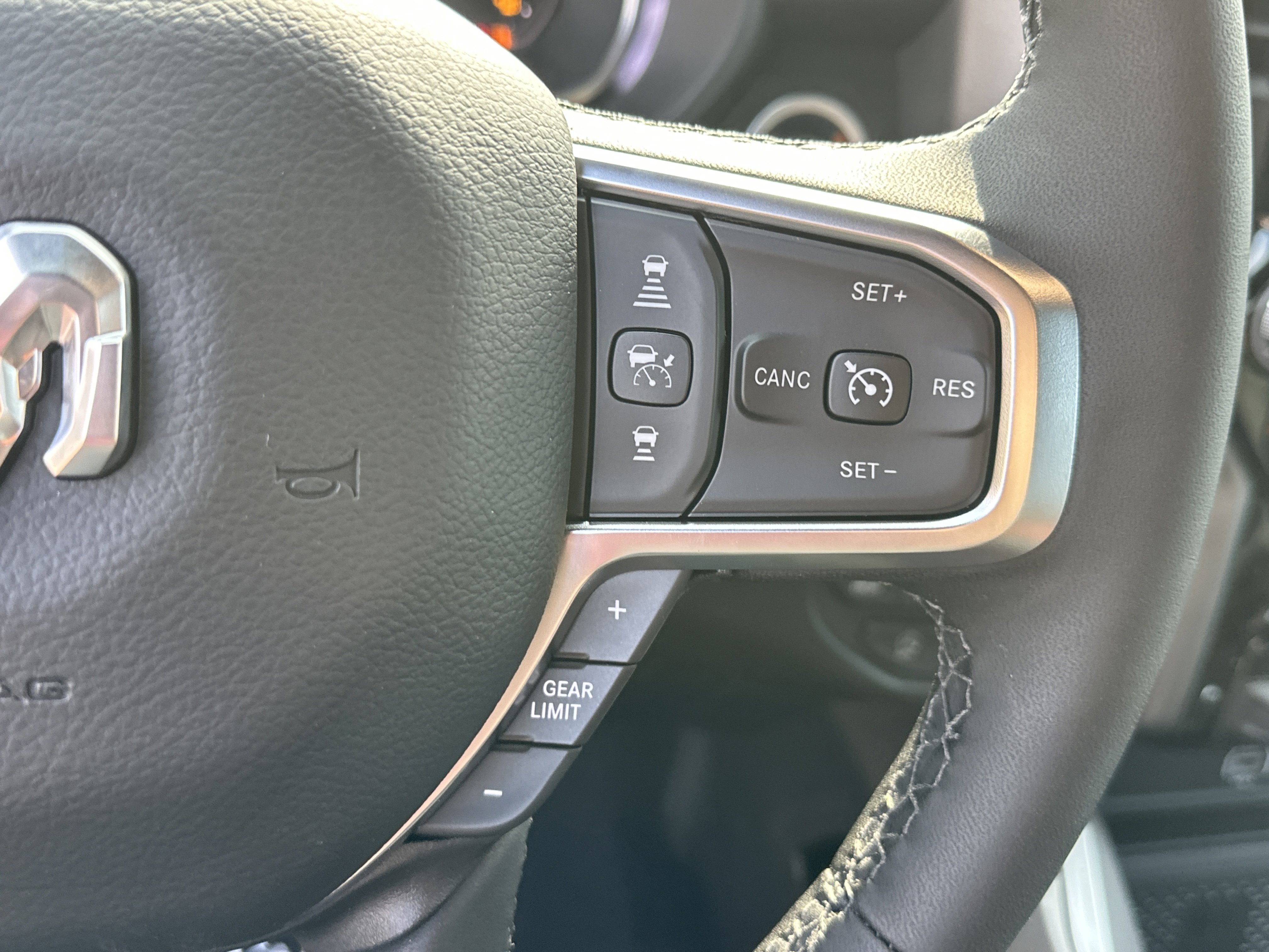 New 2026 RAM 1500 Big Horn AWD/4WD image 9