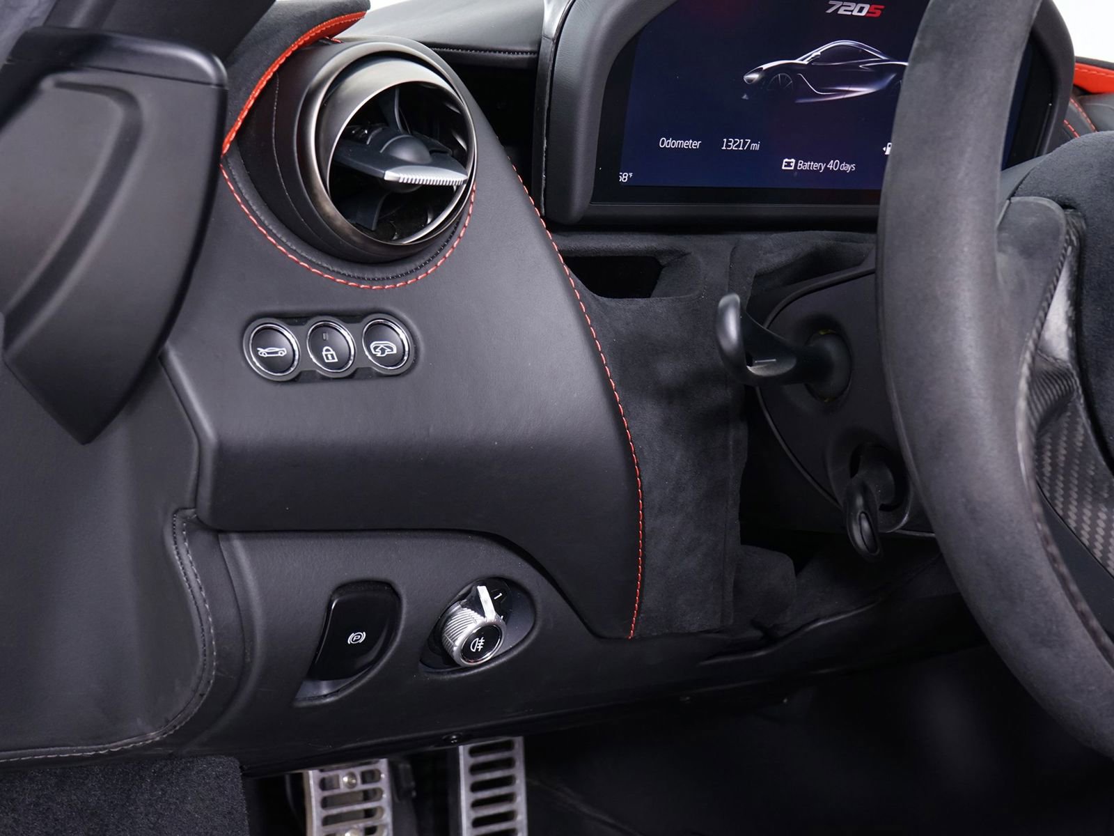 Used 2020 McLaren 720S Spider image 31