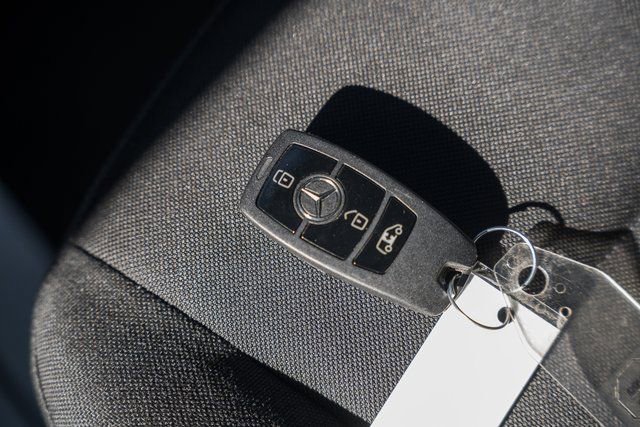 Used 2024 Mercedes-Benz Sprinter 2500 image 40