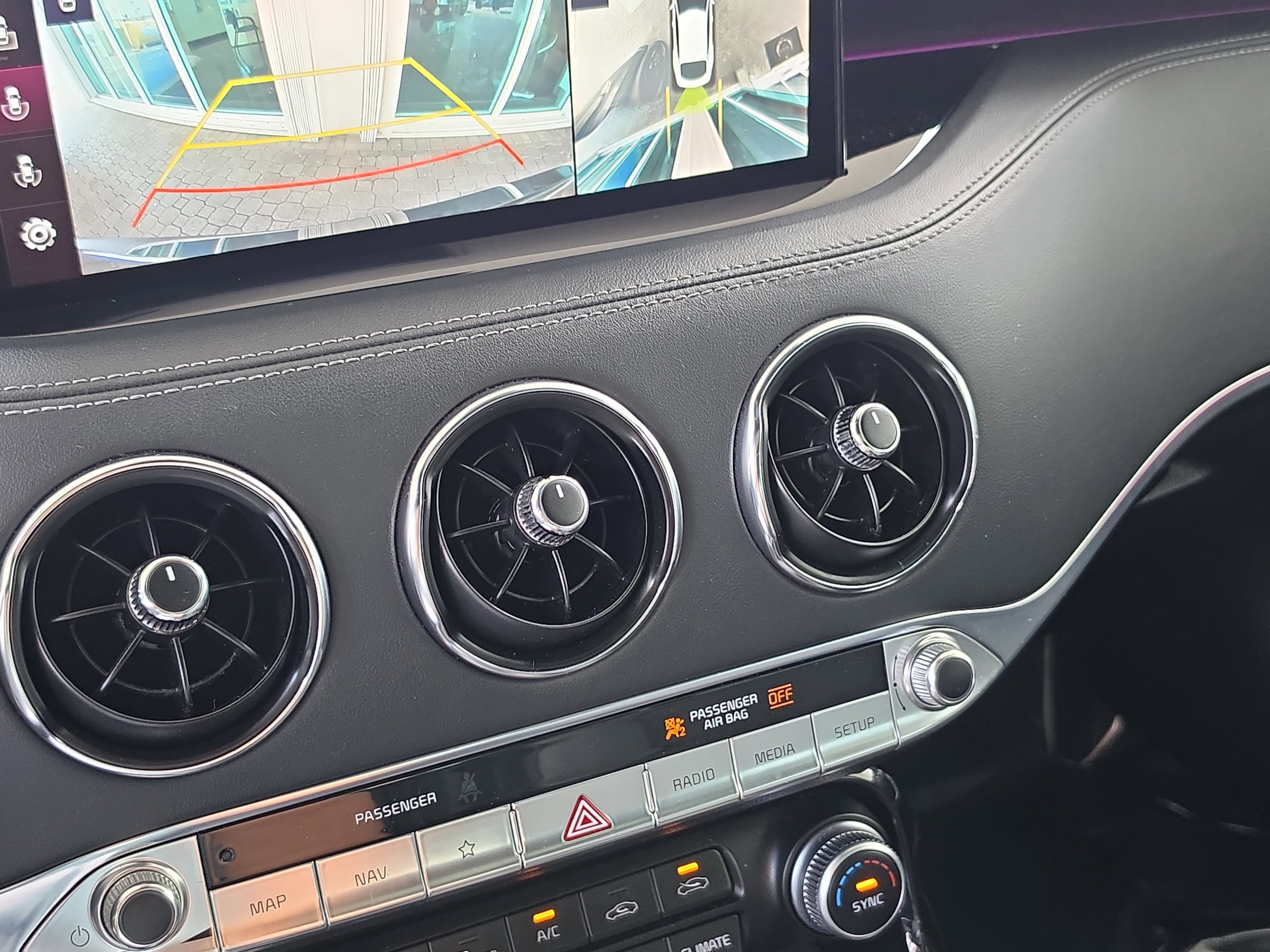 Used 2022 Kia Stinger GT2 image 24