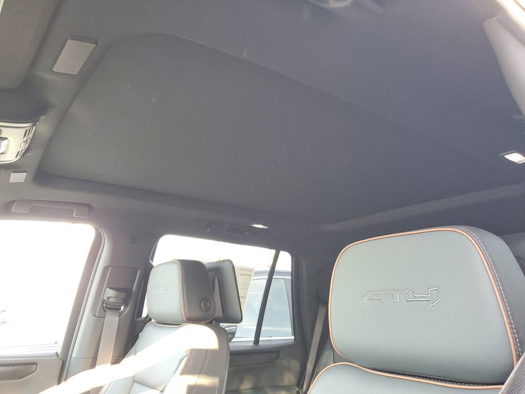 New 2026 GMC Yukon AT4 w/ AT4 Premium Plus Package image 21