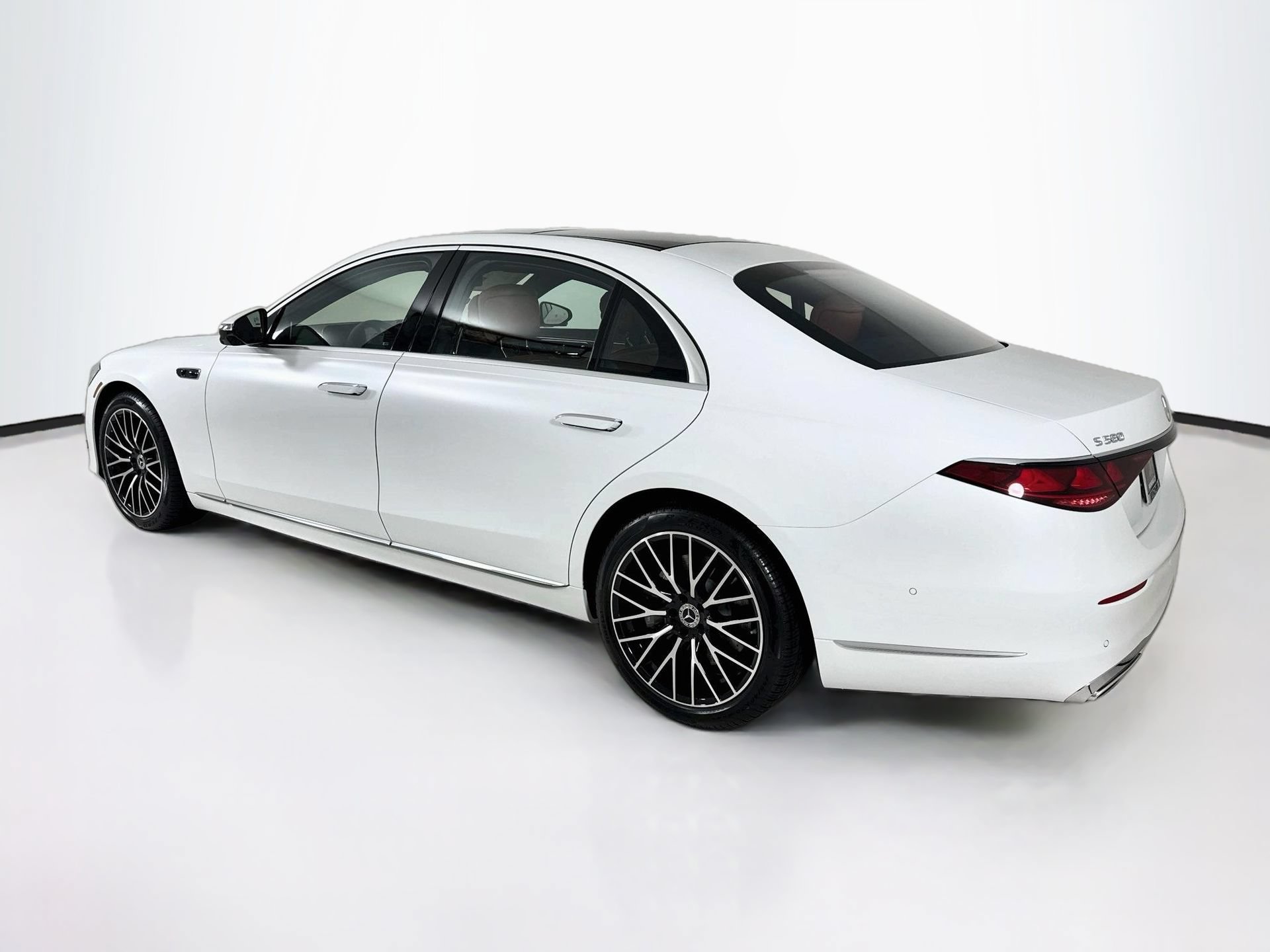New 2027 Mercedes-Benz S 580 4MATIC Sedan image 6