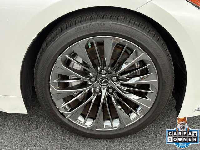 Used 2021 Lexus LS 500 w/ Interior Upgrade Package RWD image 31