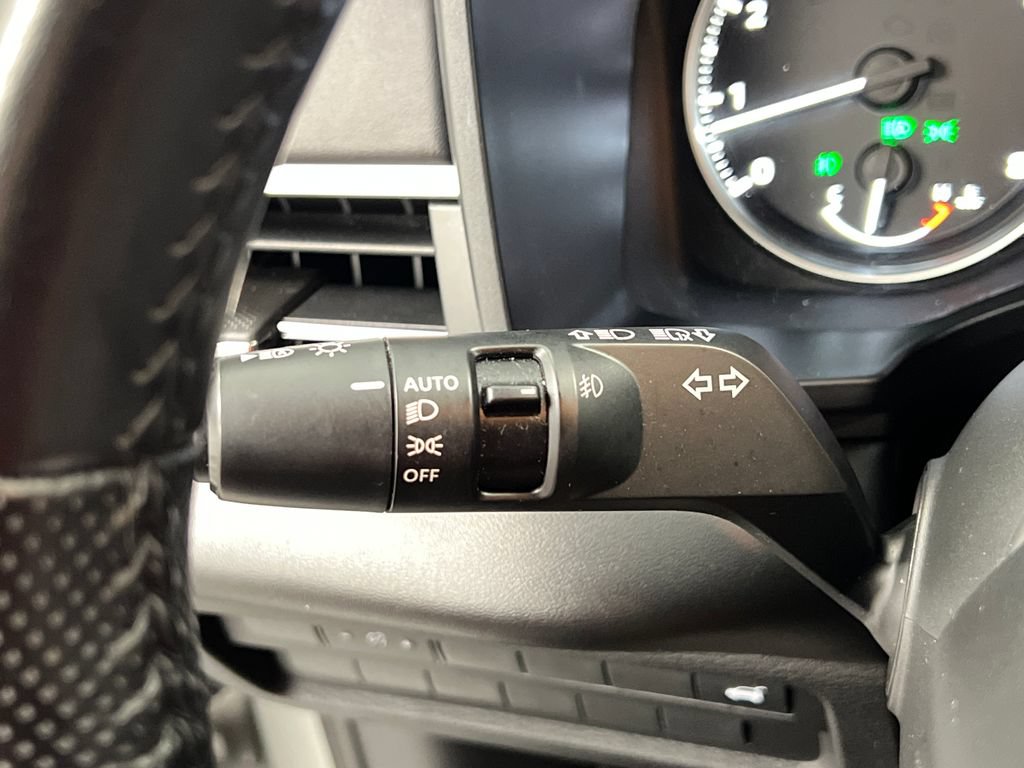 Used 2024 Mitsubishi Outlander SE AWD/4WD image 56