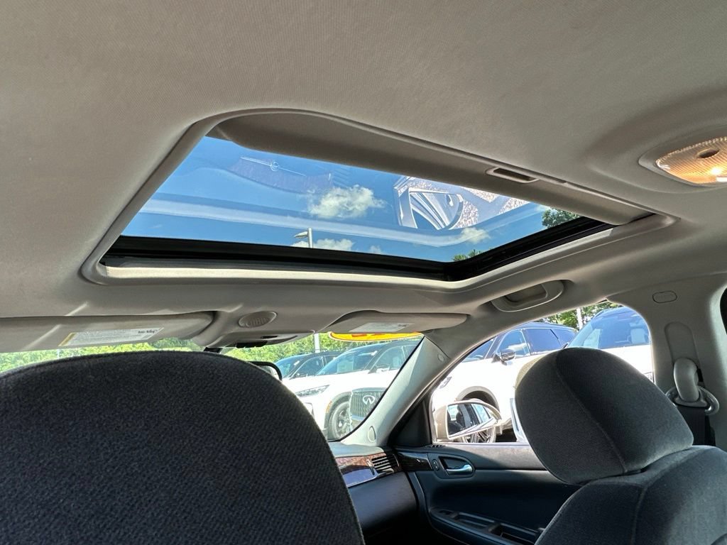 Used 2012 Chevrolet Impala LT w/ LT Sunroof Package FWD image 32