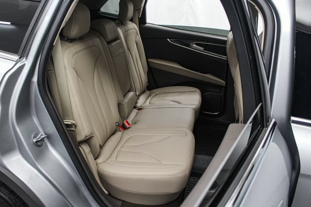 Used 2023 Lincoln Nautilus AWD w/ Premium Package image 20