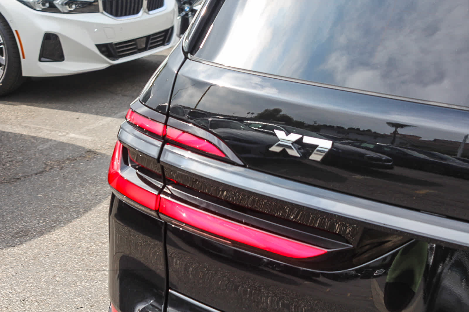 New 2027 BMW X7 M60i AWD/4WD image 7