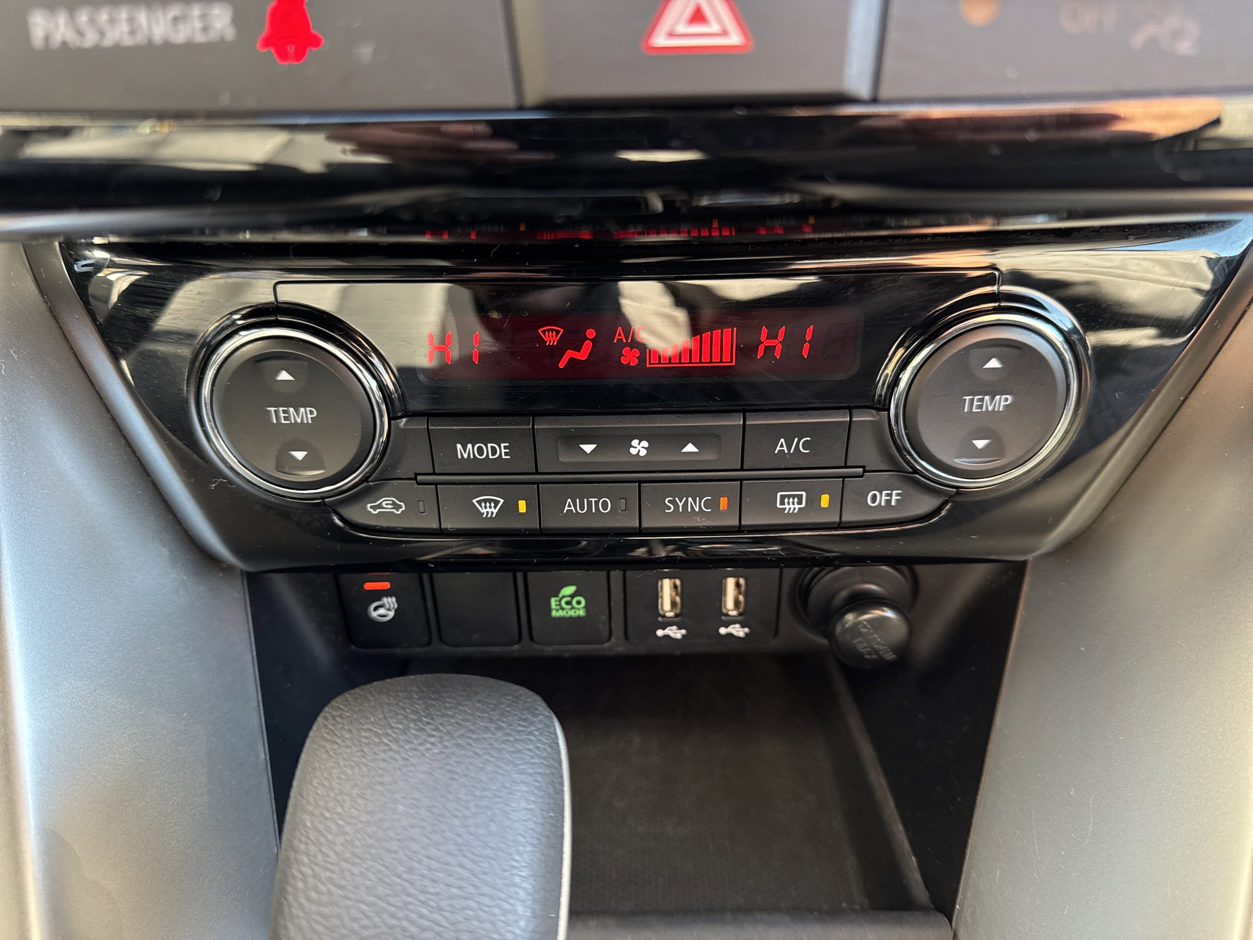 Used 2022 Mitsubishi Eclipse Cross AWD image 15