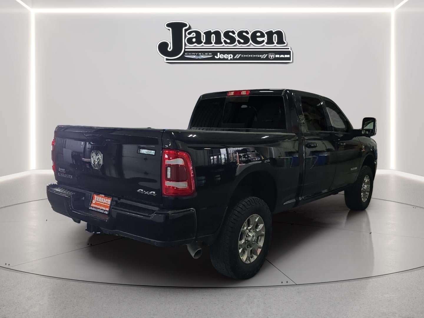 Used 2024 RAM 2500 Laramie w/ Safety Group AWD/4WD image 5