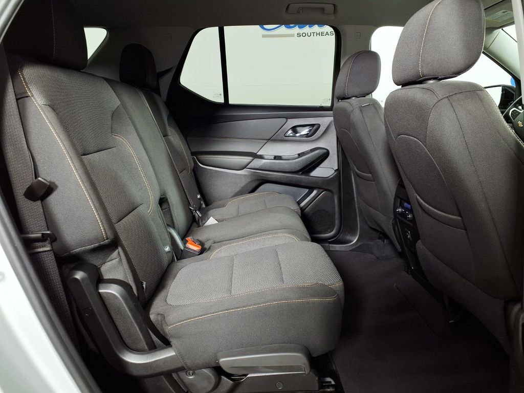 Used 2020 Chevrolet Traverse LS FWD image 11