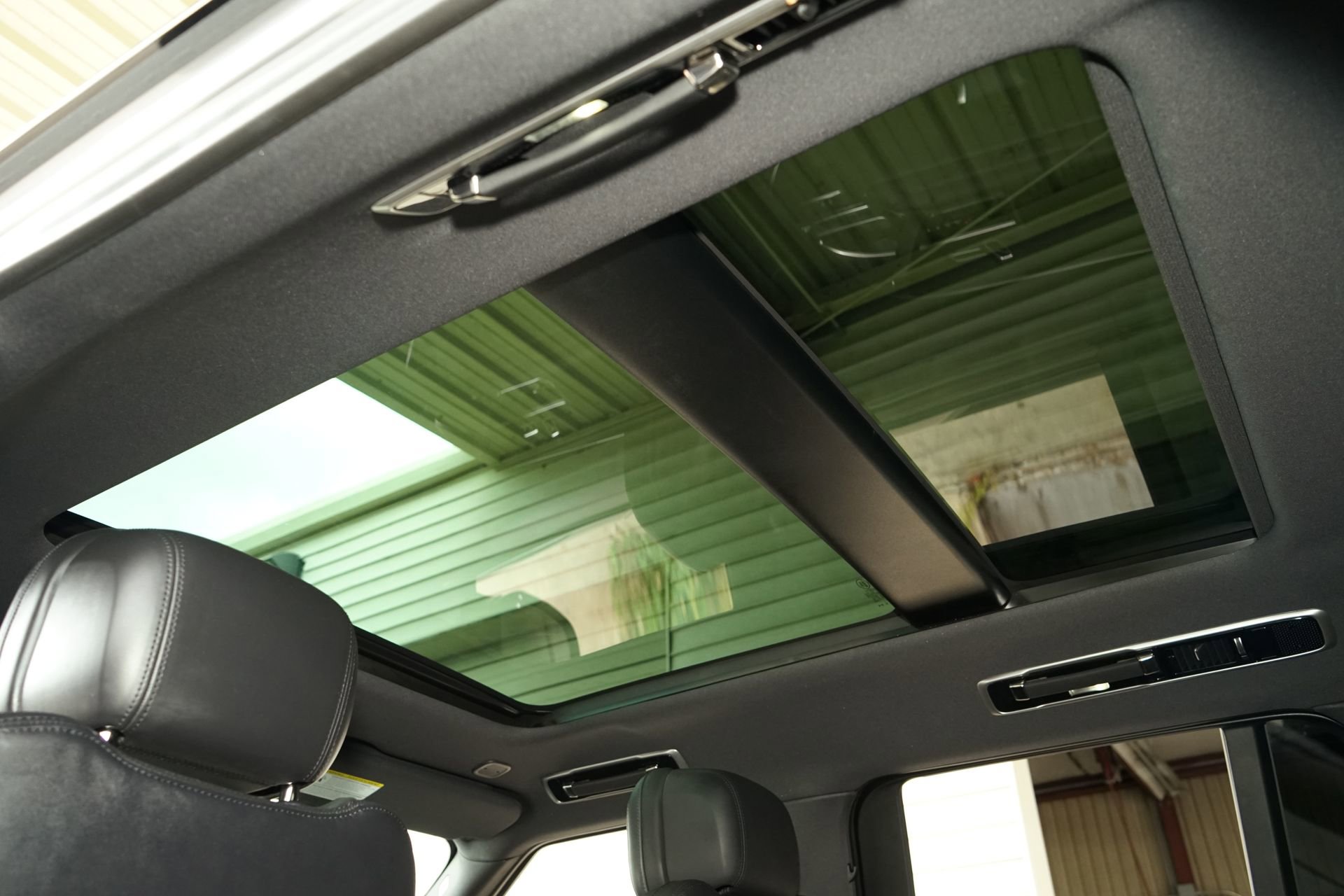 Used 2023 Land Rover Range Rover SE AWD/4WD image 22