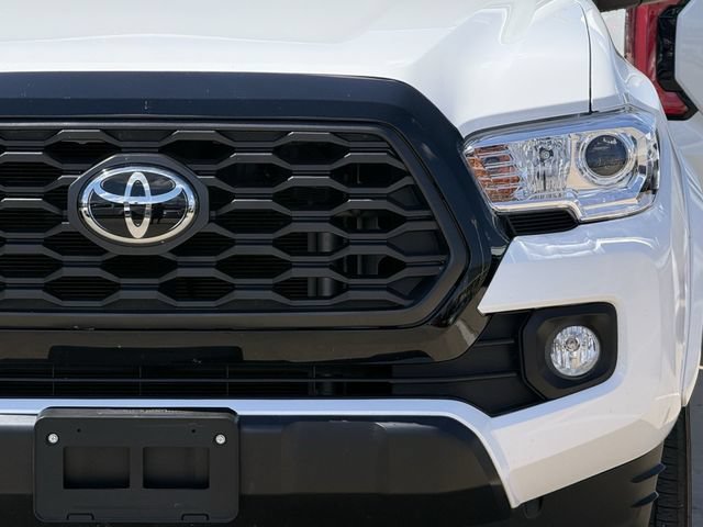 Used 2023 Toyota Tacoma SR5 RWD image 8
