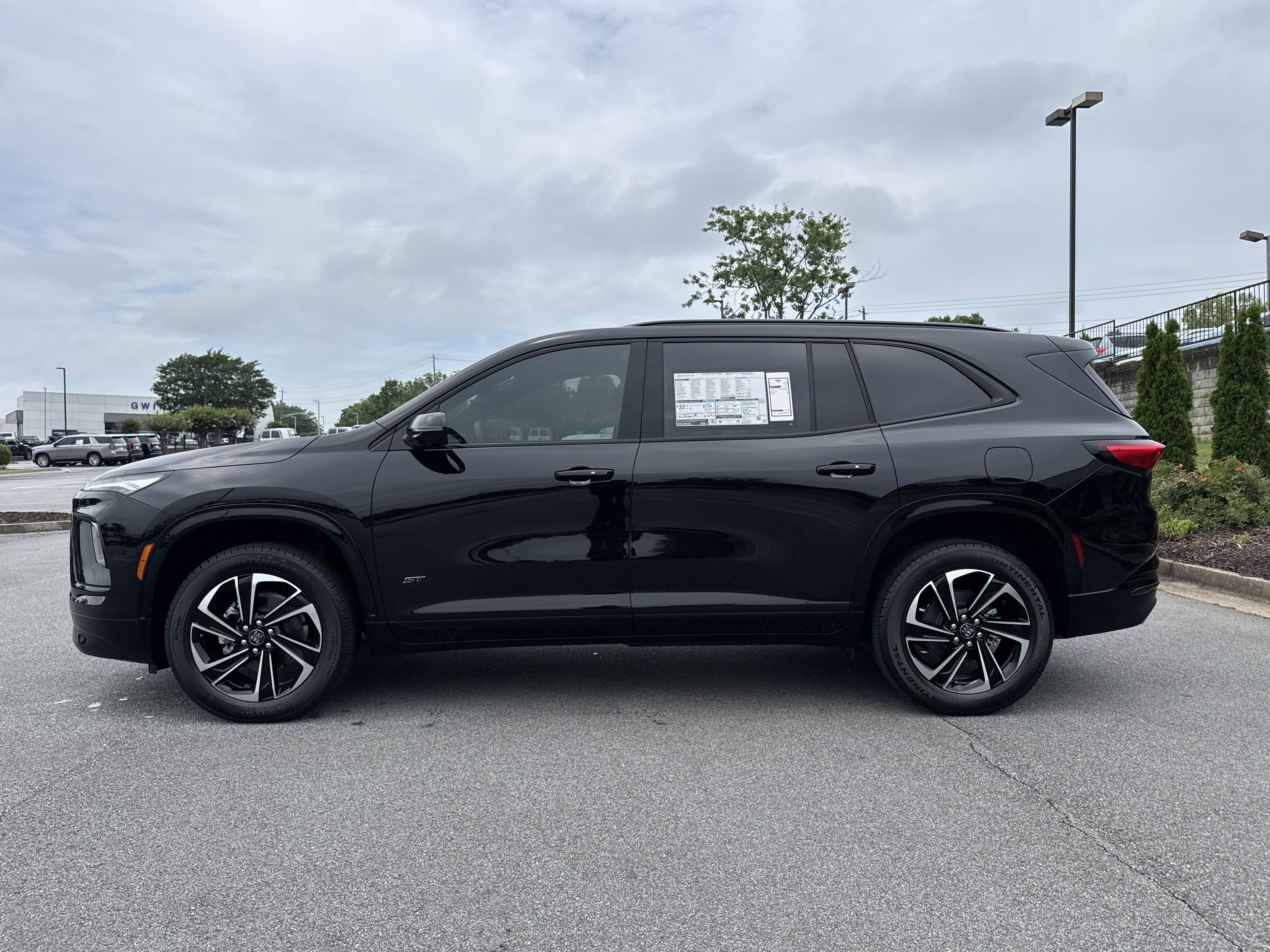 New 2026 Buick Enclave Sport Touring w/ Power Package FWD image 7
