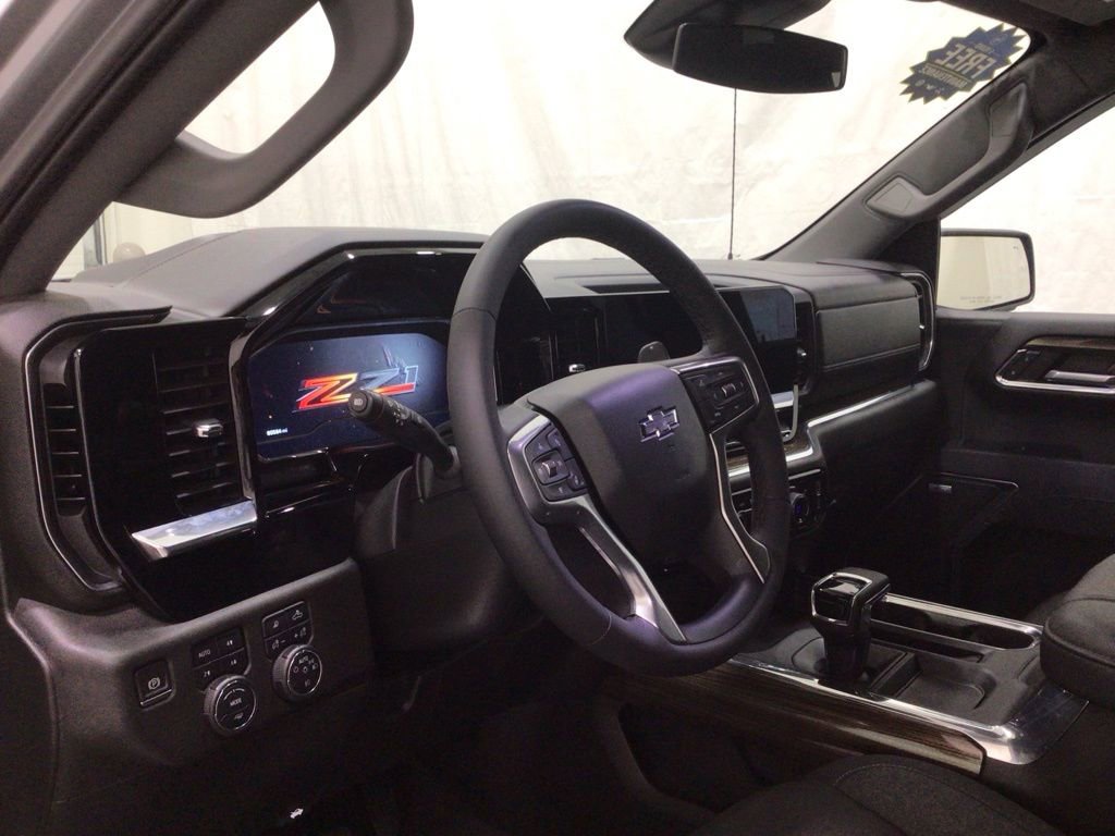 Used 2023 Chevrolet Silverado 1500 RST w/ Convenience Package II image 11