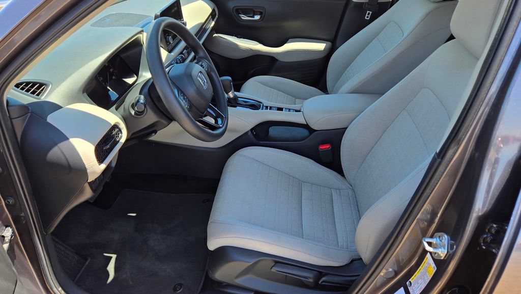Used 2025 Honda HR-V LX image 13