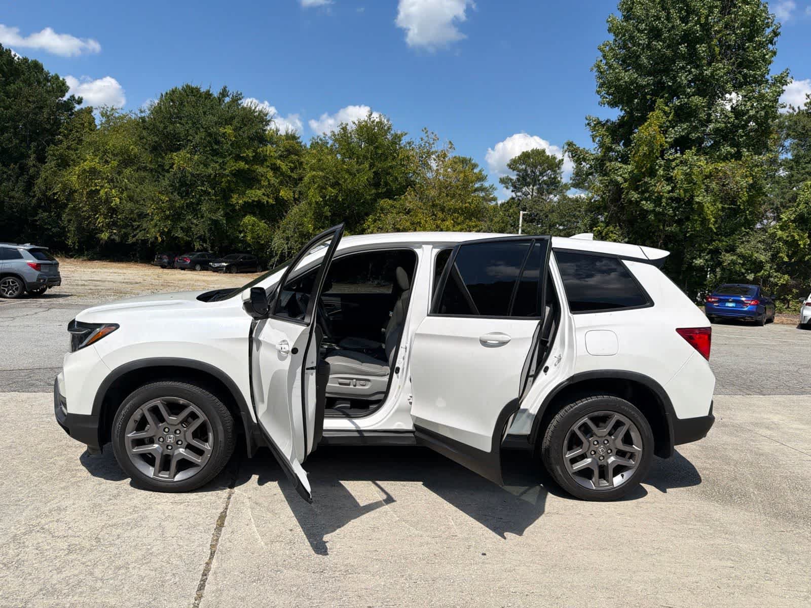 Certified 2023 Honda Passport EX-L image 19