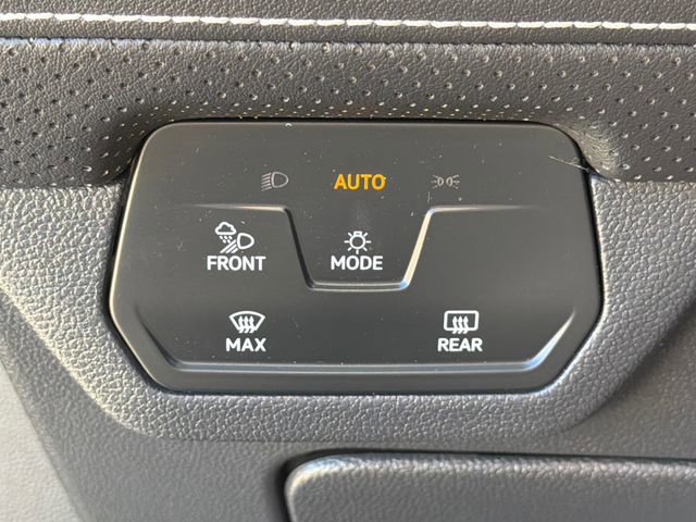 Used 2025 Volkswagen Atlas SEL Premium R-Line AWD/4WD image 26