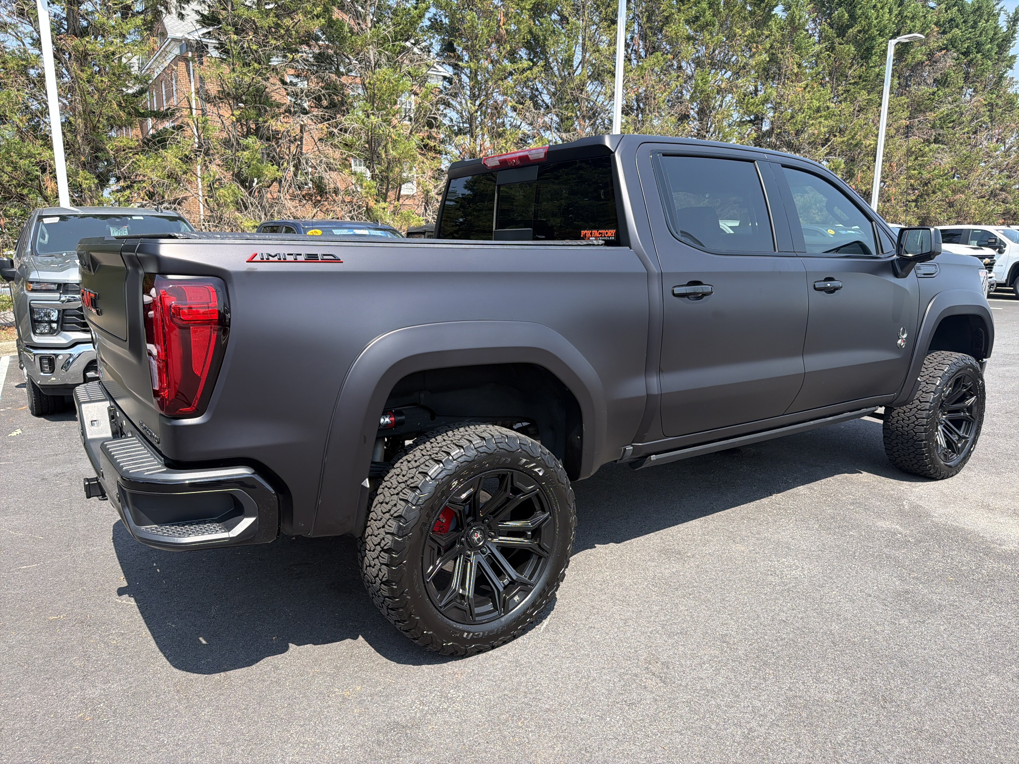 Used 2026 GMC Sierra 1500 AT4 w/ AT4 Premium Package AWD/4WD image 11