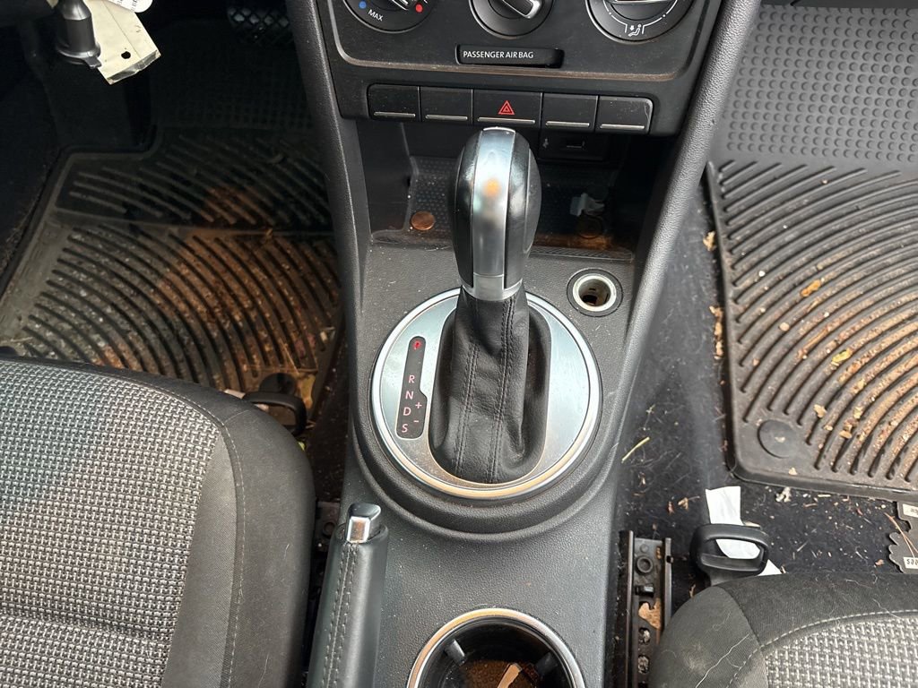 Used 2018 Volkswagen Beetle 2.0T S image 20