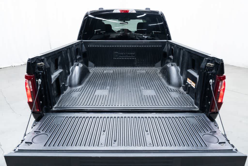 Used 2025 Ford F150 XLT w/ Equipment Group 301A Standard AWD/4WD image 8