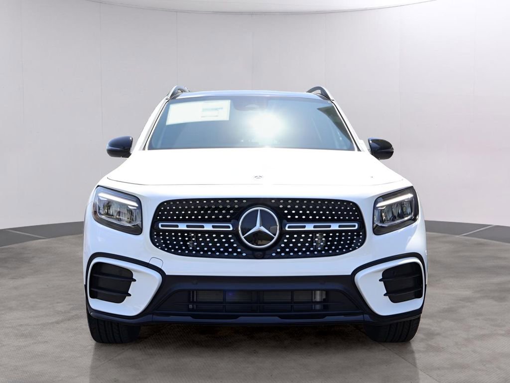 Certified 2025 Mercedes-Benz GLB 250 4MATIC image 2