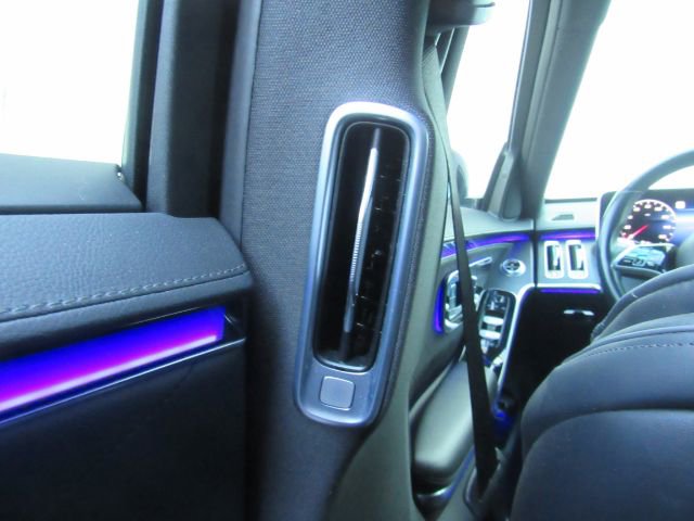 Used 2023 Mercedes-Benz S 580 4MATIC Sedan image 38