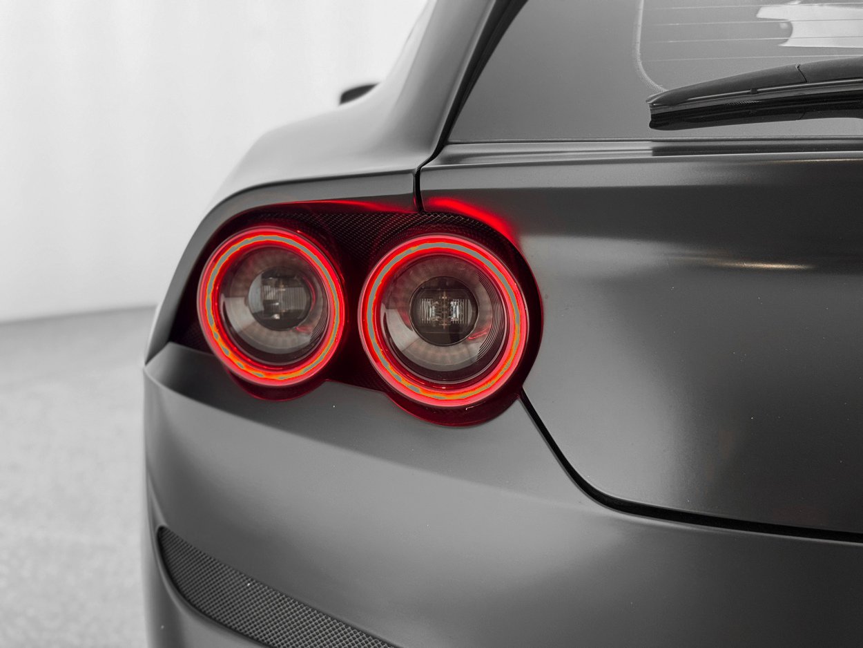 Used 2018 Ferrari GTC4Lusso T image 46