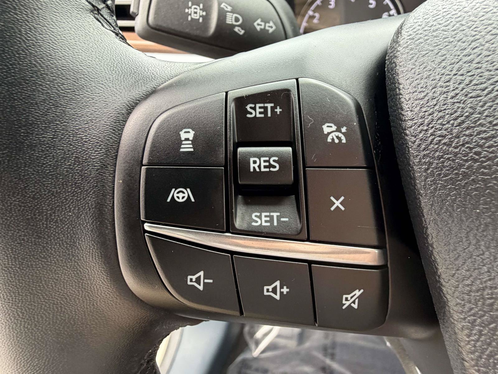 Used 2024 Ford Maverick Lariat w/ FX4 Off-Road Package AWD/4WD image 14