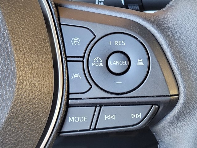Certified 2025 Toyota Corolla SE w/ Convenience Package FWD image 30