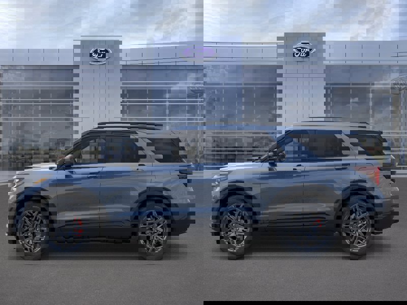 New 2026 Ford Explorer ST image 3