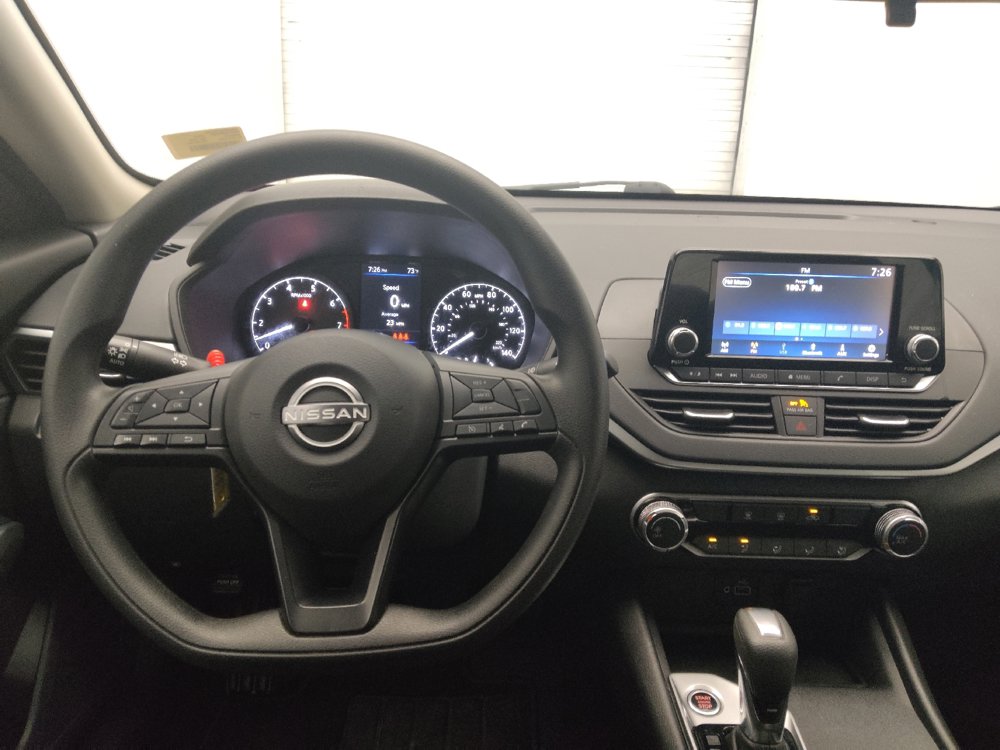 Used 2024 Nissan Altima 2.5 S FWD image 22