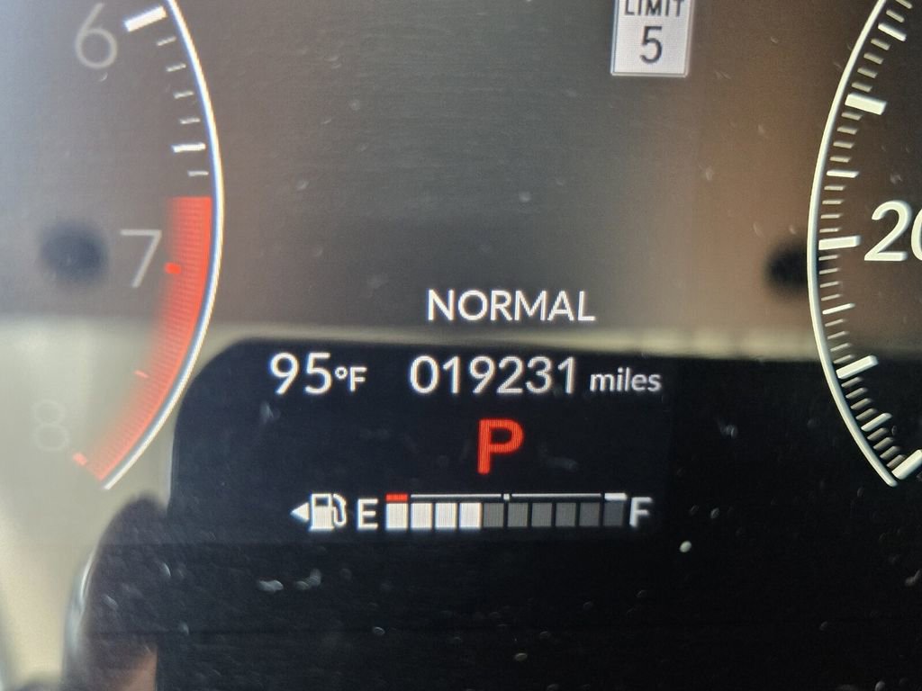 Certified 2023 Honda HR-V LX image 23