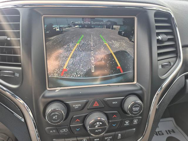 Used 2016 Jeep Grand Cherokee Limited AWD/4WD image 16