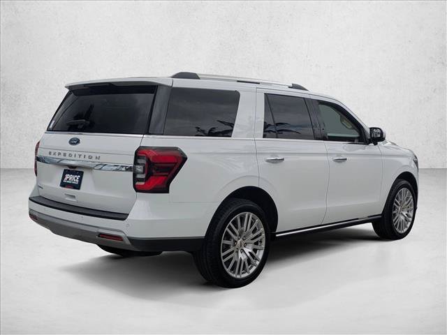 Used 2024 Ford Expedition Limited AWD/4WD image 5