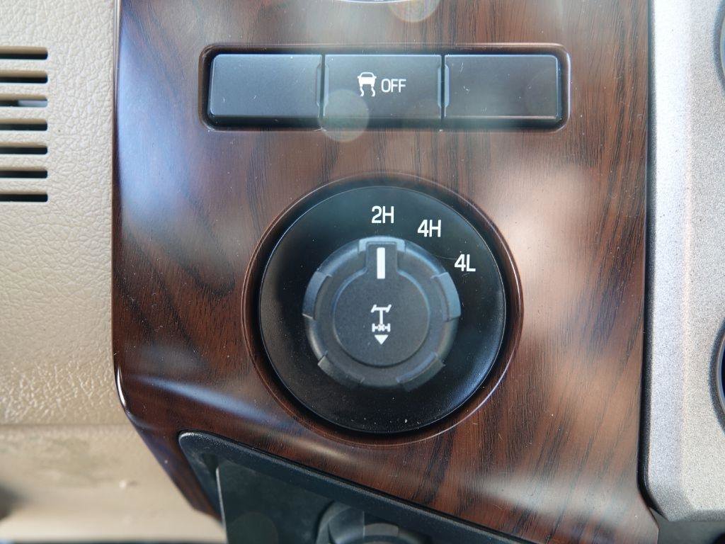 Used 2014 Ford F250 Lariat w/ Chrome Package AWD/4WD image 31