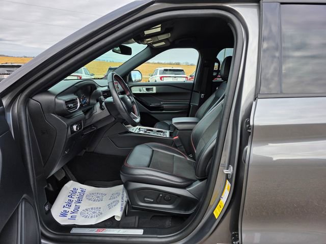 Certified 2023 Ford Explorer ST-Line image 4