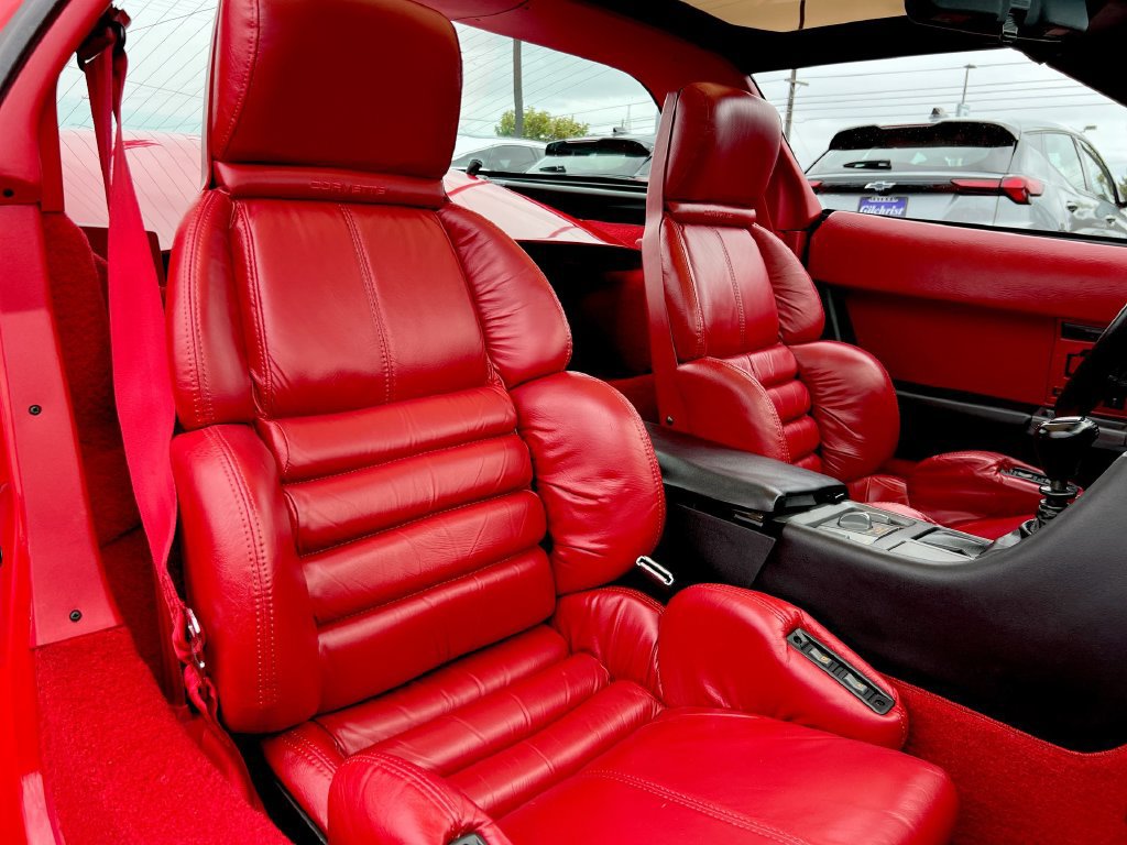 Used 1990 Chevrolet Corvette ZR-1 RWD image 21