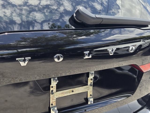 Used 2024 Volvo XC60 B5 Plus w/ Protection Package Premier AWD/4WD image 10