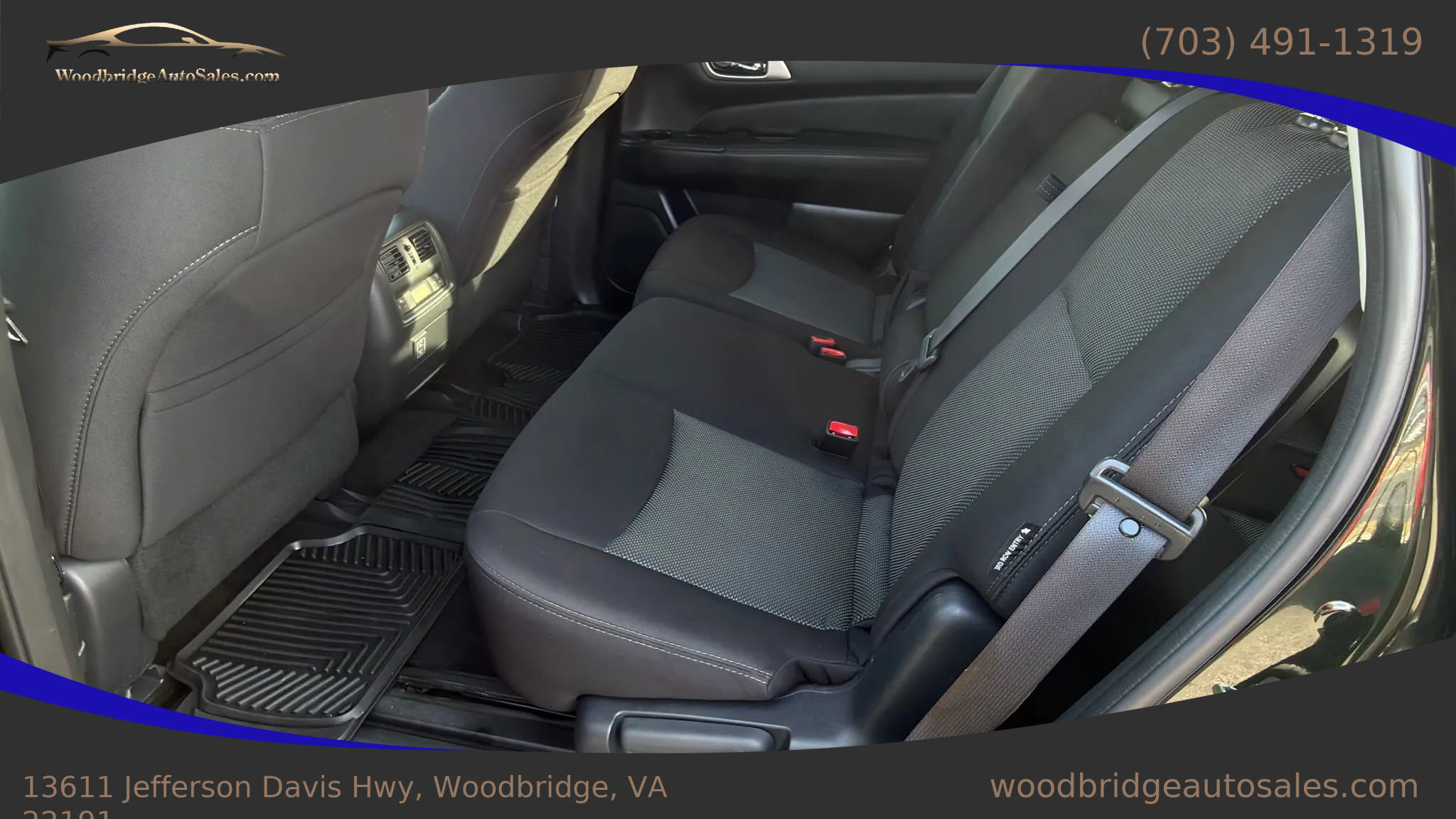 Used 2018 Nissan Pathfinder SV w/ SV Tech Package image 29