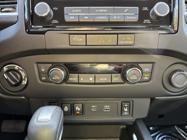 Used 2024 Nissan Frontier SV w/ SV Convenience Package image 18
