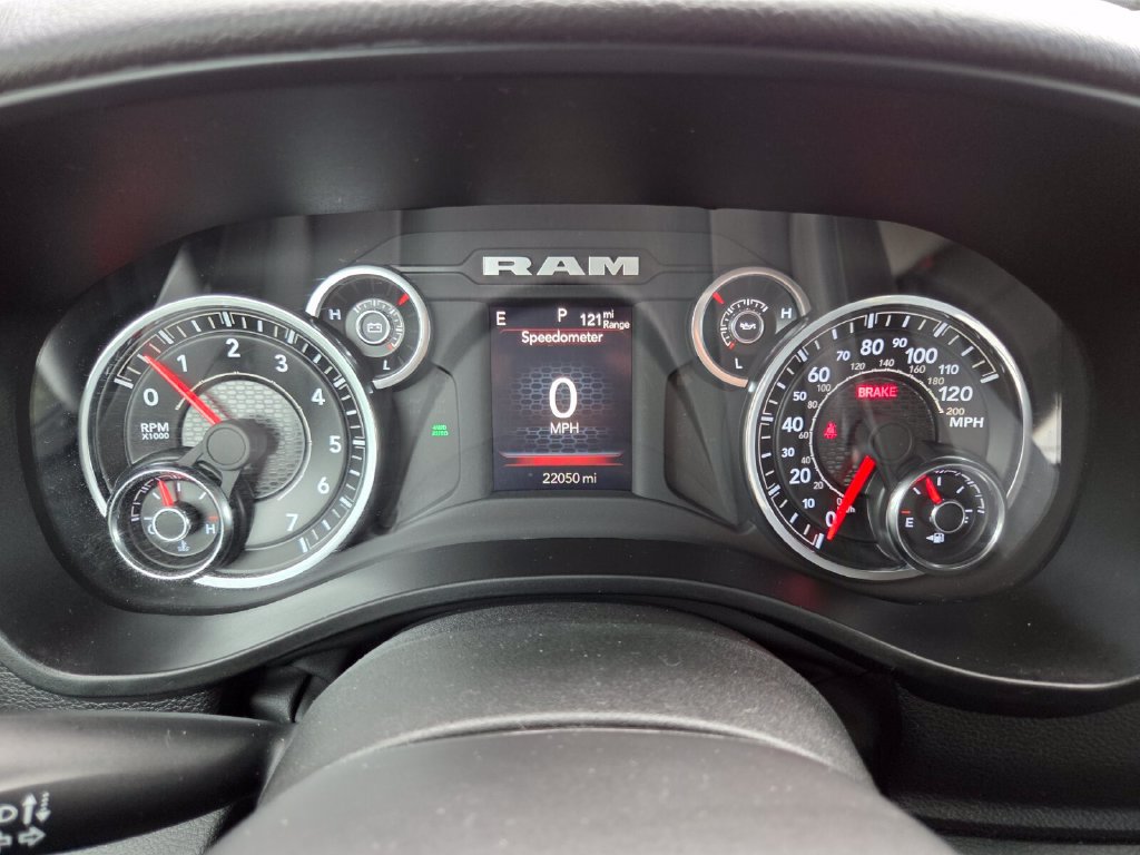 Used 2025 RAM 1500 Big Horn AWD/4WD image 34