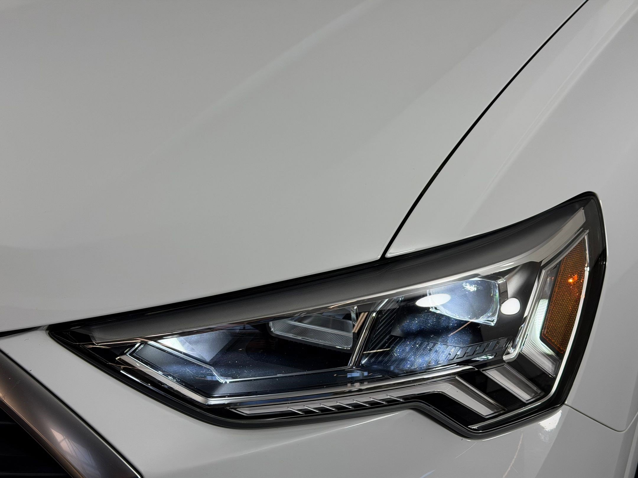 Certified 2024 Audi Q3 2.0T Premium Plus AWD/4WD image 11