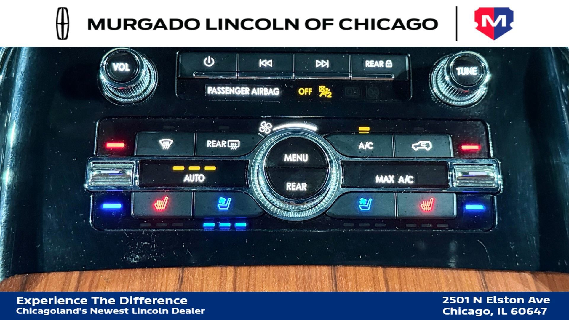 Used 2024 Lincoln Navigator L 4WD image 95